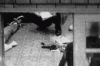 Gabon : Un forcené ouvre le feu sur une femme et ses deux enfants à  Mandji